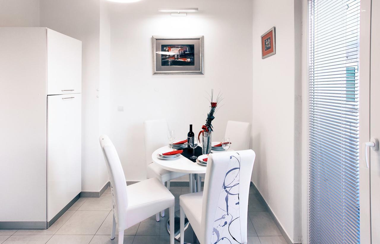 Fifi Apartment W. Parking In Old Town Zadar Exterior foto